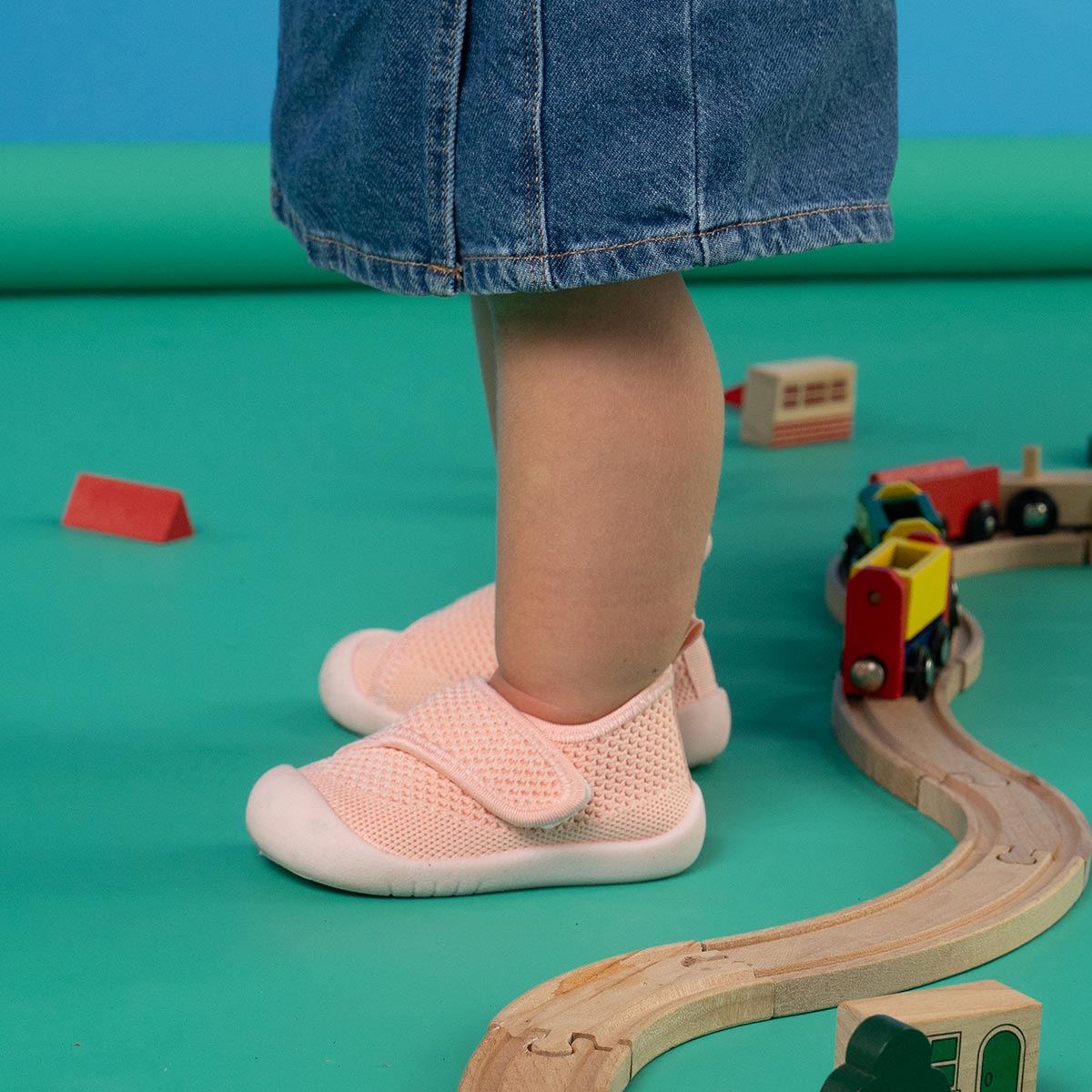 MiniWalk Velcro rose - Fermeture facile, chaussures adorables pour enfants