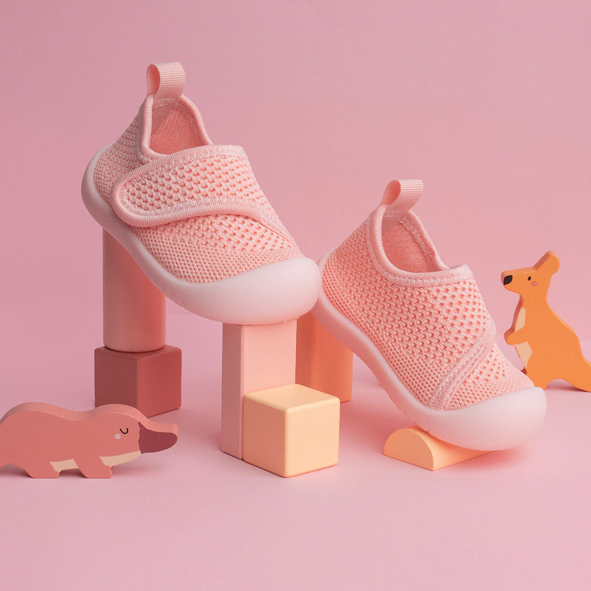 MiniWalk Velcro rose - Fermeture facile, chaussures adorables pour enfants