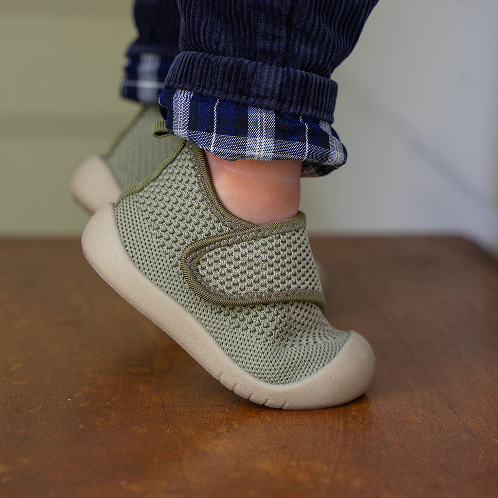 Canetons olive à fermeture Velcro
