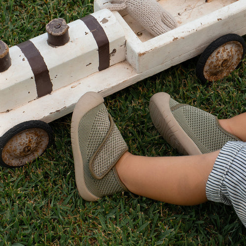 Canetons olive à fermeture Velcro