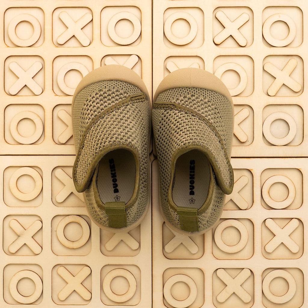 Canetons olive à fermeture Velcro